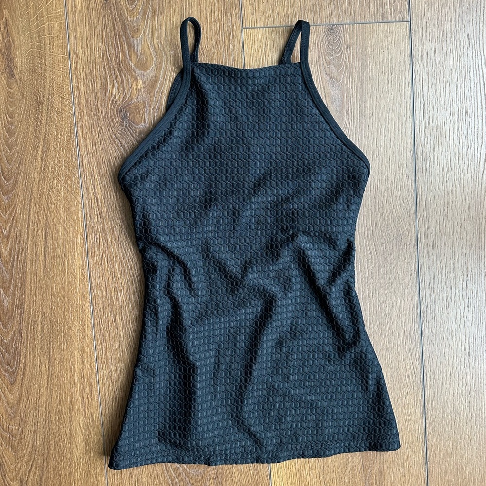 Lorna Jane Black Textured High-Neck workout Tank top